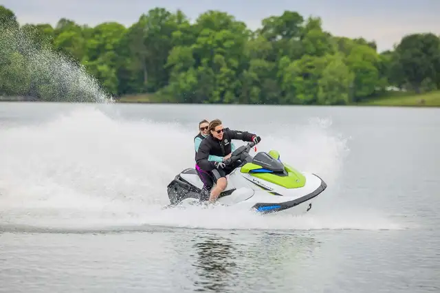 2026 Yamaha VX Deluxe White w/Audio in Powerboats & Motorboats in Moose Jaw - Image 2
