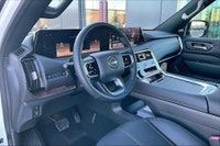 Heated Leather Seats,panoramic Moonroof,power Liftgate,power Front Seats,12.3 Touchscreen Display,ho... (image 7)