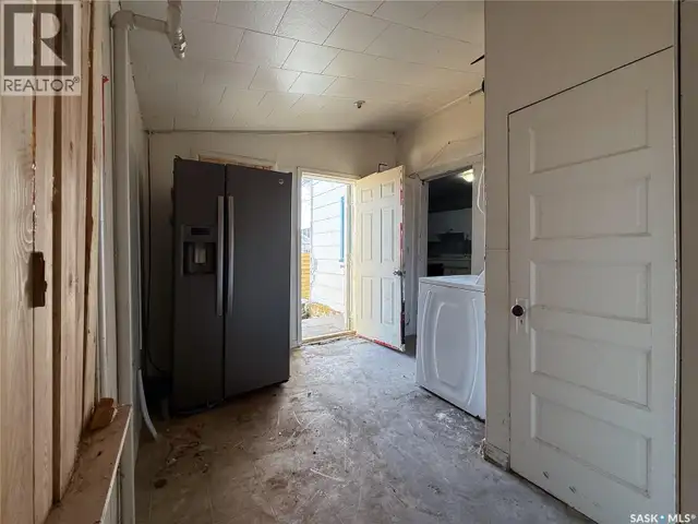 121 1st AVENUE W Shaunavon, Saskatchewan in Houses for Sale in Swift Current - Image 32