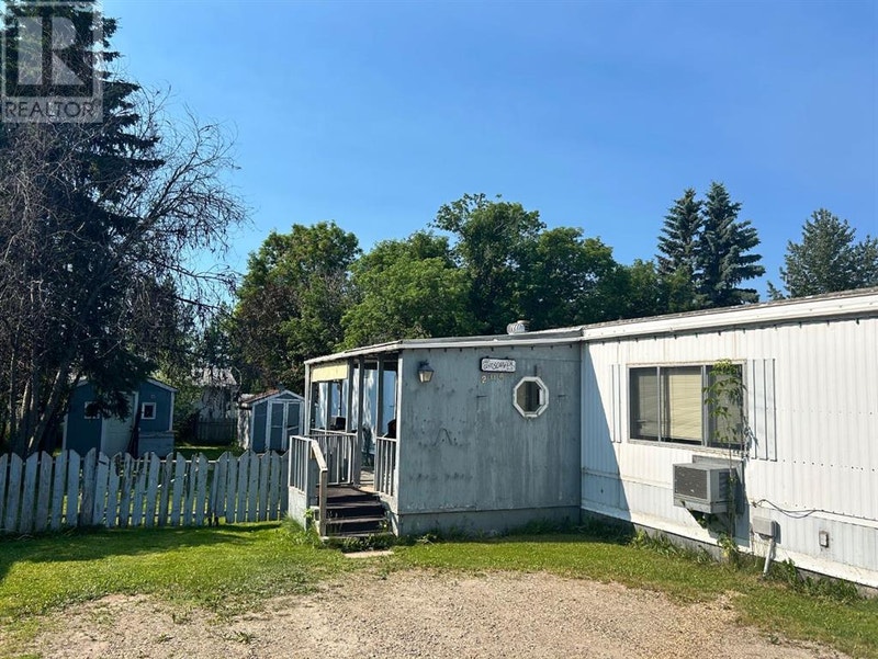 Unit 206, 5311 60 Street Rocky Mountain House, Alberta Houses for