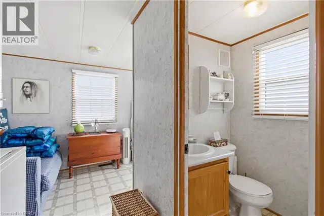 428 PINE Pass Wellington, Ontario in Houses for Sale in Oakville / Halton Region - Image 23