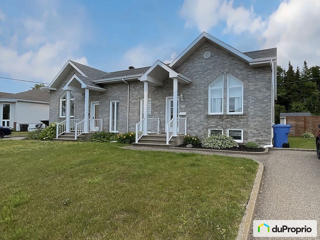 $399,000 - Semi-detached for sale in Rimouski (Pointe-Au-Père) — photo 1