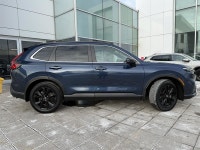 Humberview Volkswagen on the Queensway This 2023 Honda CR-V Touring Hybrid AWD is the perfect blend... (image 7)
