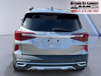 Introducing this 2023 Kia Seltos EX Premium AWD with 26,411 km on the odometer, finished in Steel Gr... (image 4)