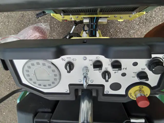 2024 Ammann ARX 45-2C Combi Packer - 57.5" Drum, 4 Tires in Heavy Equipment in Saskatoon - Image 8