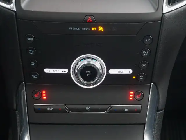 2020 Ford Edge in Cars & Trucks in Penticton - Image 24