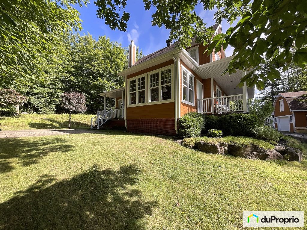 $745,000 - 2 Storey for sale in St-Hippolyte — photo 3