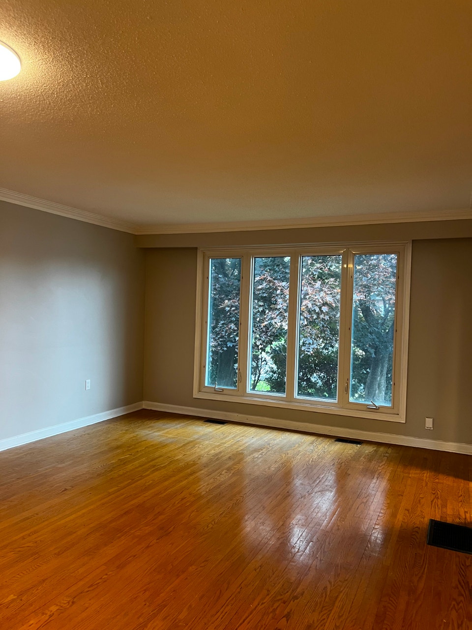 1995 Kenwood St - 2 bedroom apartment for rent 2