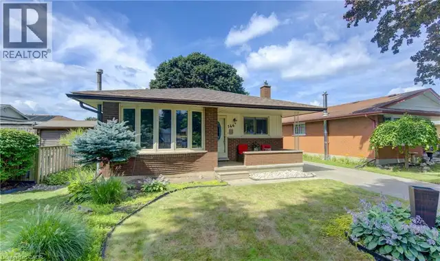 144 HOLBORN Drive Kitchener, Ontario in Houses for Sale in Kitchener / Waterloo - Image 4