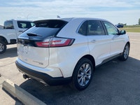 // EXCELLENT CONDITION! // Experience refined driving with the 2019 Ford Edge Titanium, now availabl... (image 4)