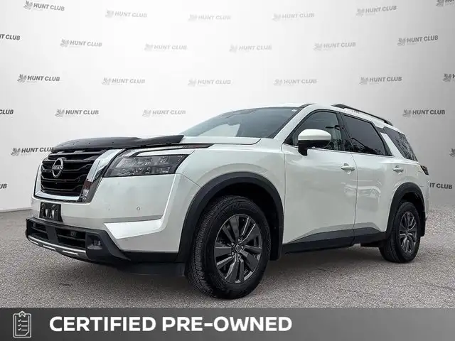 2024 Nissan Pathfinder SV
