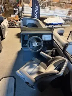 2024 Manitou Cruise 22 MAX Switchback **BLOW OUT PRICING !!!! ** in Powerboats & Motorboats in Moose Jaw - Image 15