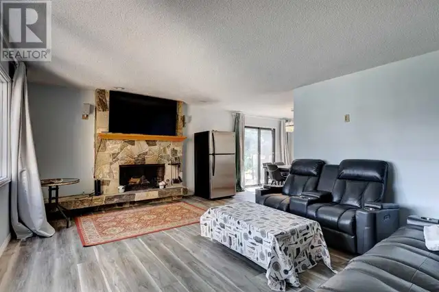 56 Brown Crescent NW Calgary, Alberta62865714994689122