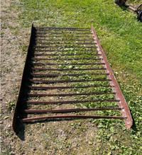 O. 8 FT X 4 FT STEEL RAMP