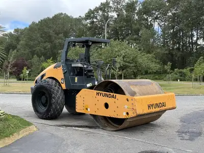 2020 Hyundai HR 2020 Hyundai HR110C Vibratory Roller 987HRS 132-HP Cummins QSF3.8 83-inch drum 25,80...
