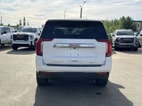 AMVIC Licensed Dealer * HD Surround Vision * Panoramic Sunroof * Second Row Heated Seats & Steering... (image 6)