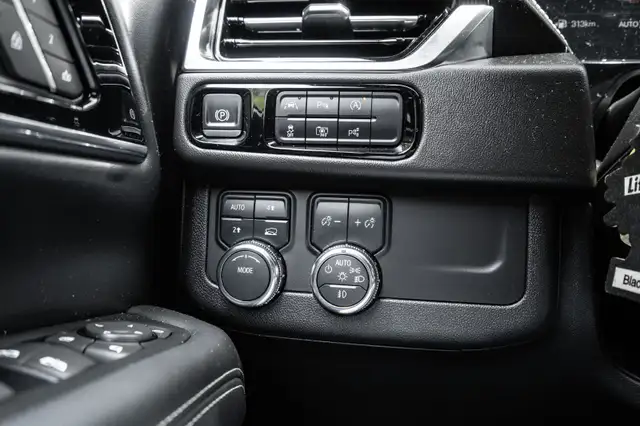 2025 GMC Yukon Elevation5158014211863552013