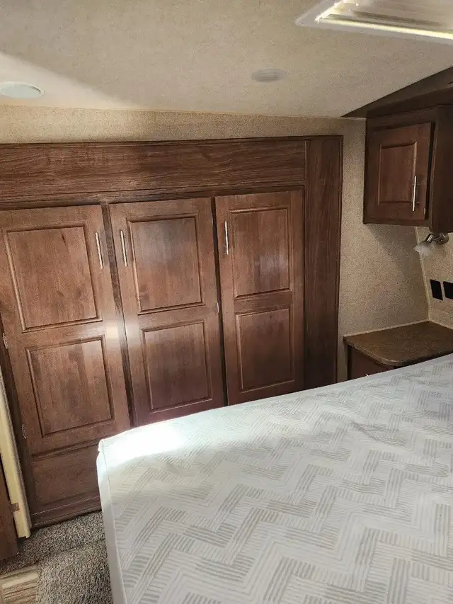 2019 NORTHWOOD ARCTIC FOX 27-5 (FINANCING AVAILABLE) in Travel Trailers & Campers in Kelowna - Image 9
