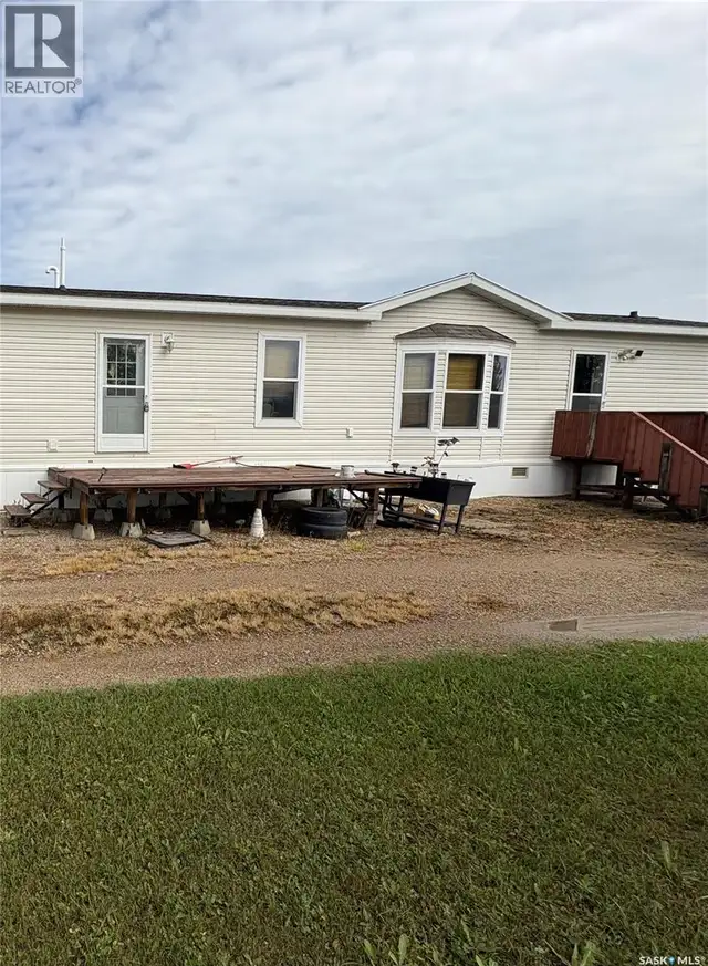 101 Montreal STREET Melville, Saskatchewan in Houses for Sale in Regina - Image 2
