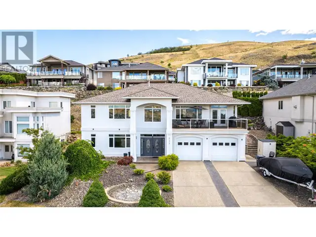 733 Mt York Drive Coldstream, British Columbia63235527711233121