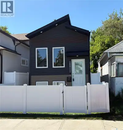 Detached 1652 Montreal St – Brand New 2025 front and back Duplex built on piles. Close to Hospital ,...