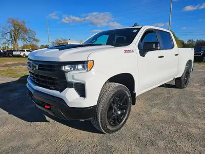 2024 Chevrolet Silverado 1500 LT Trail Boss 4WD with only 22,844 km! Clean history with no accidents...