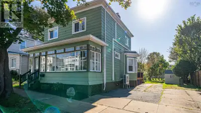 Welcome to 10 Dawson Street, a breathtaking, character-rich sanctuary nestled in the heart of highly...