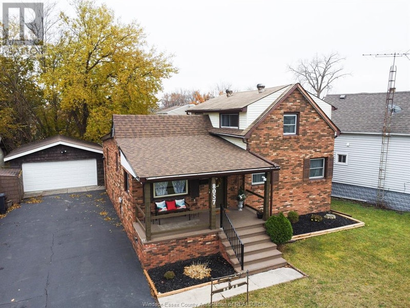 8057 RIVERSIDE DRIVE East Windsor, Ontario Houses for Sale Windsor Region Kijiji