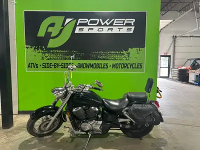 2002 HONDA SHADOW 750 Ready for summer!!!!! Come check out this nicely equipped Shadow 750 as it boa...