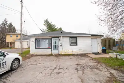 Fully Detached 2-Bedroom Home In Fort Erie