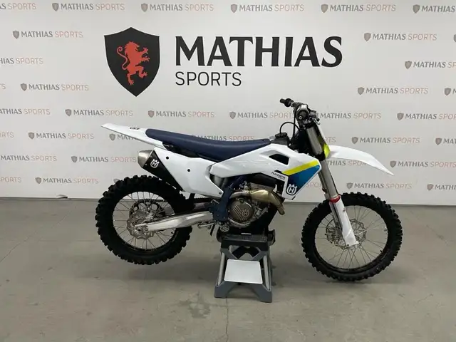 2025 HUSQVARNA FC250 in Dirt Bikes & Motocross in Longueuil / South Shore - Image 2