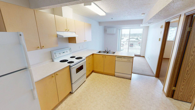 2 Bed x 1 Bath " 45 Plus " Suite  210 Quail Ridge Rd Rent $1610 in Long Term Rentals in Winnipeg - Image 3