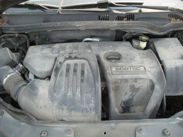**OUT FOR PARTS!!** WS7723 2008 CHEV COBALT in Auto Body Parts in Woodstock - Image 4