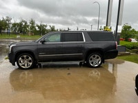 This GMC Yukon XL delivers a Gas/Ethanol V8 6.2L/ engine powering this Automatic transmission. ENGIN... (image 2)