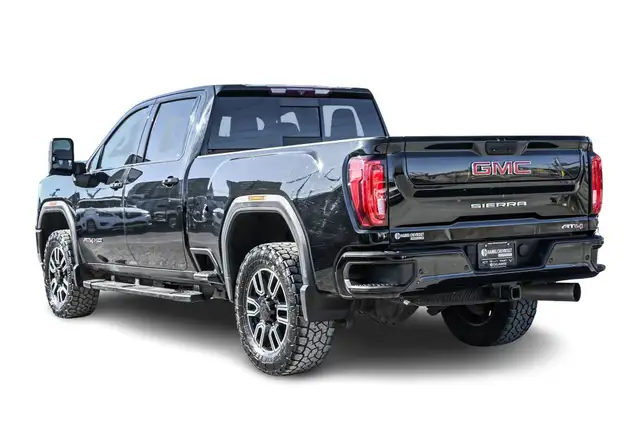2020 GMC Sierra 2500HD AT4 AWD * Crew Cab * 6.6L V8 Duramax Dies in Cars & Trucks in City of Montréal - Image 11