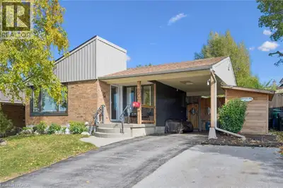 YOUR PRIVATE BACKYARD OASIS AWAITS! Welcome to this spacious, beautifully updated detached home in D...