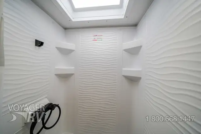 2026 Grand Design Transcend Xplor 22RBX in Travel Trailers & Campers in Kelowna - Image 12