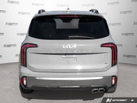 This Kia Telluride boasts a Regular Unleaded V-6 3.8 L/231 engine powering this Automatic transmissi... (image 4)