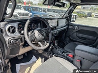 This Jeep Wrangler boasts a Regular Unleaded V-6 3.6 L/220 engine powering this Automatic transmissi... (image 9)
