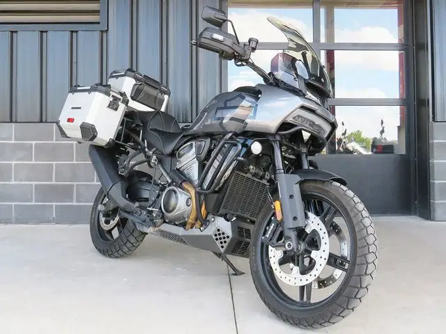 2022 Harley-Davidson RA1250S - Pan America 1250 Special in Sport Touring in Cambridge - Image 3