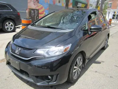 AUTOMATIC. FINISHED IN BLACK WITH BLACK LEATHER INTERIOR. ALLOY WHEELS WITH NEW TIRES, NAVIGATION, B...
