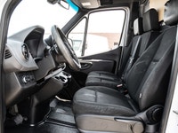 . Engine: 6 Cylinder Engine (image 8)