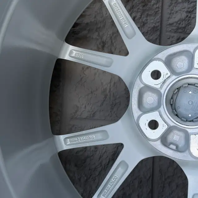 (99%) 4x Porsche Cayenne 20" OEM Winter Wheels Package in Tires & Rims in City of Toronto - Image 9