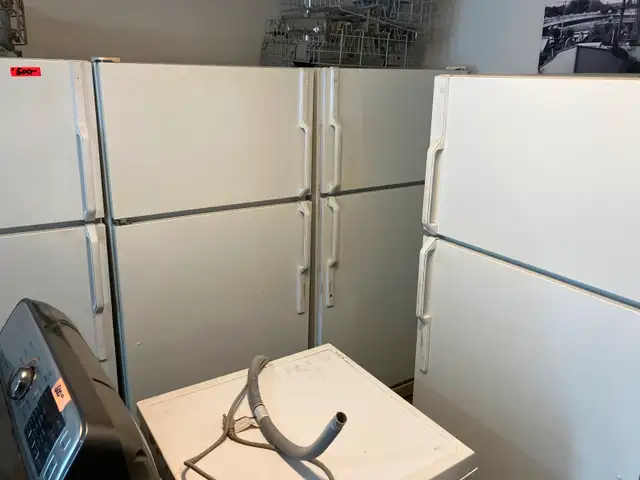 Fridges/Stoves  $400/up FREE local delivery           1 yr. Warr62864363675522122