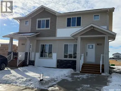 Ehrenburg built 1258 sq.ft. - 2 storey - Semi Detached home in Brighton. Separate side entrance to l...