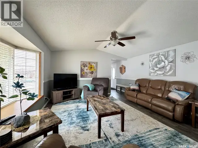 317 Riedel AVENUE E Langenburg, Saskatchewan in Houses for Sale in Regina - Image 13