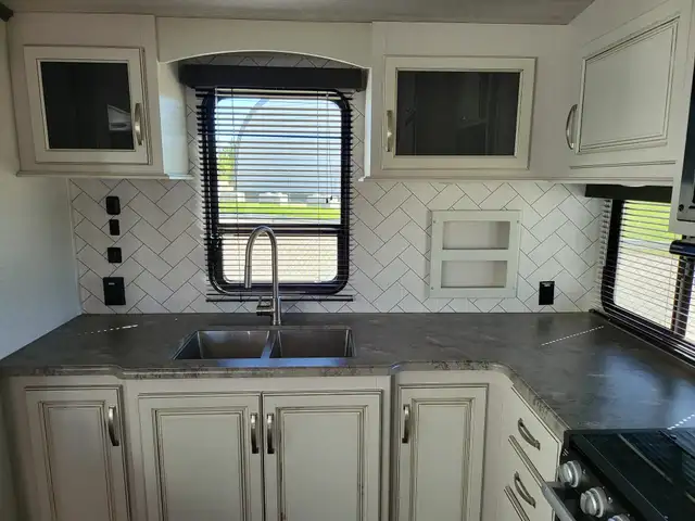 2021 Keystone COUGAR 29 MBS in Travel Trailers & Campers in St. Albert - Image 16