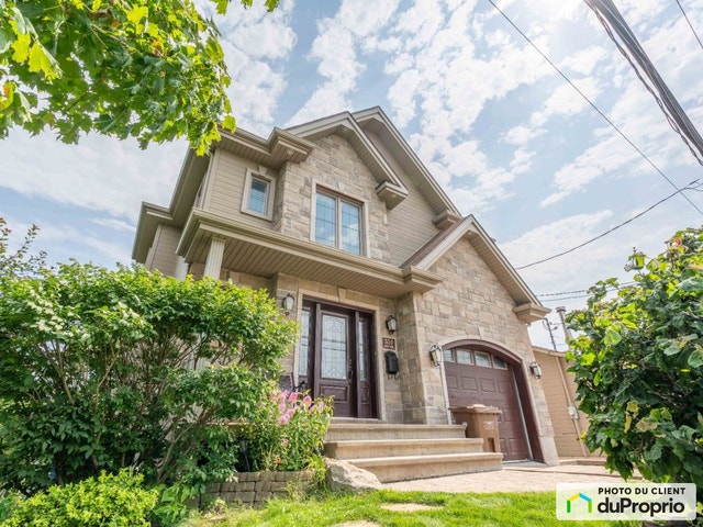 $689,900 - Duplex for sale in Repentigny (Le Gardeur) — photo 1