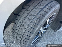 The advertised vehicle price is based on a promotional finance offer. Customers who purchase the veh... (image 9)