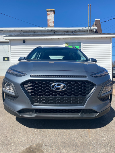 Selling a fantastic 2021 Hyundai Kona, perfect for city driving or weekend adventures. It offers an...